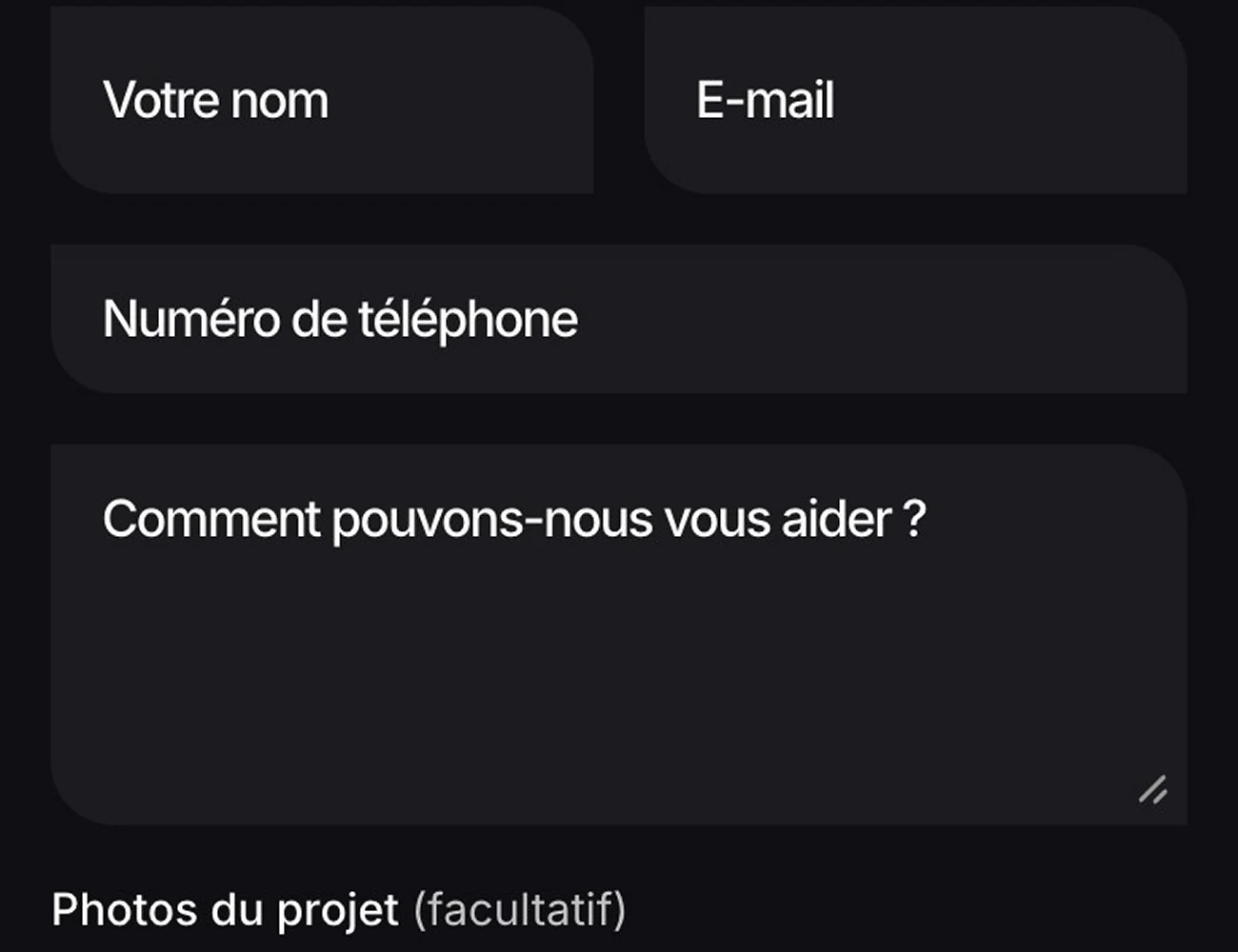 Demande de devis remplie sur téléphone avec deux photos jointes, sur le site d’Aliénor Parquet.